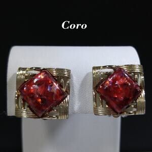 Mid-Century Coro Clip Square Earrings, Red Lucite Confetti Cabs, 1950s Earrings